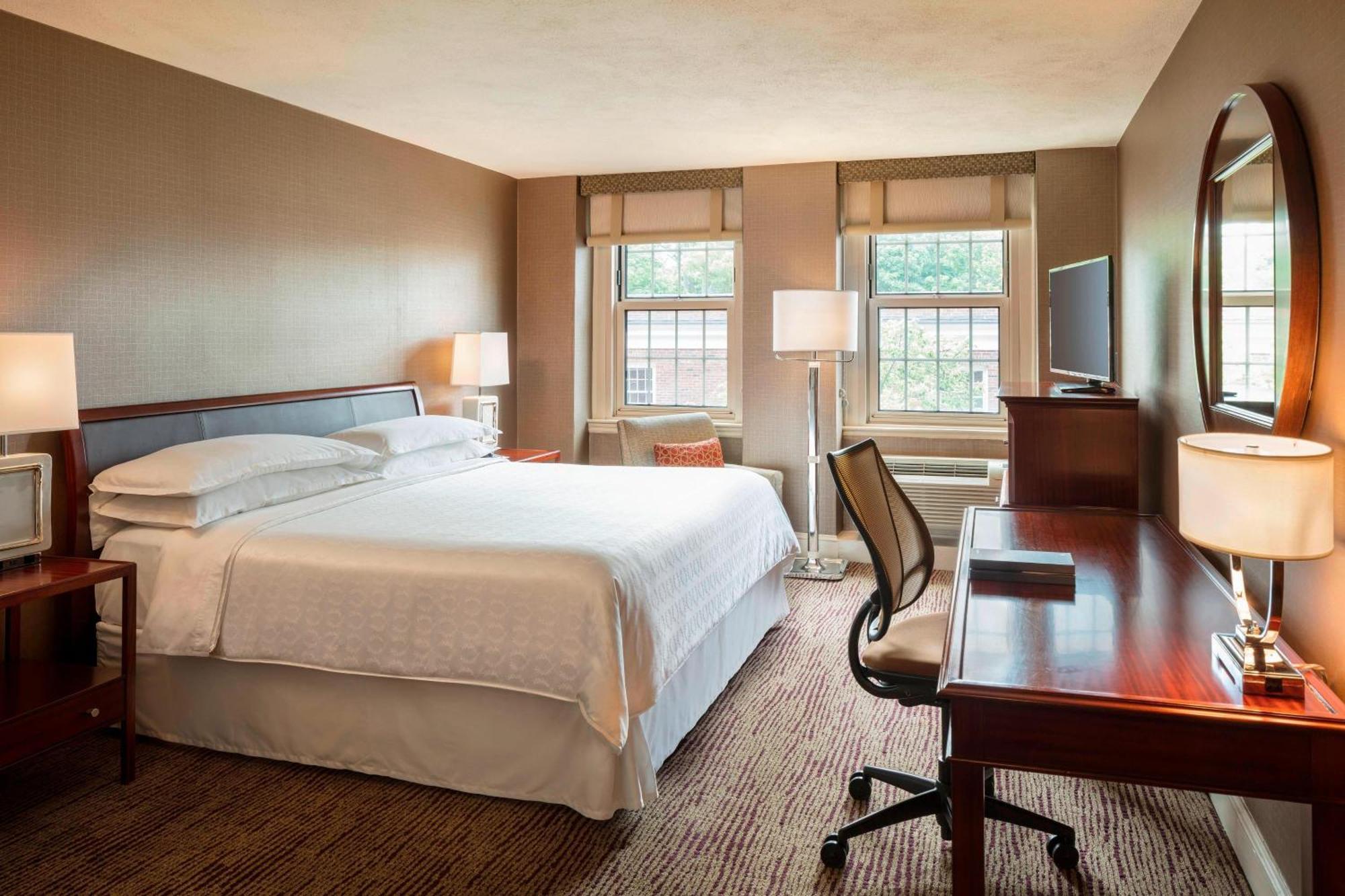 Sheraton Commander Hotel Cambridge Exterior photo