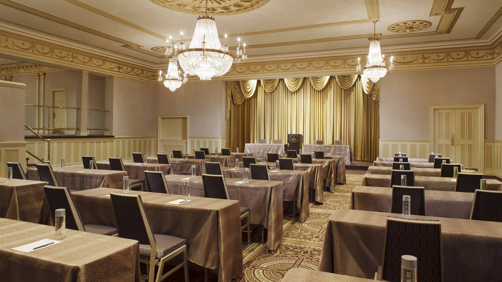 Sheraton Commander Hotel Cambridge Business photo